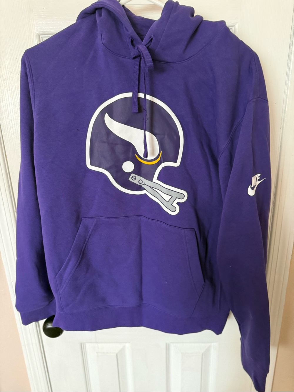 NWT Nike Minnesota Vikings NFL Football Purple Hoodie Sweatshirt Size Sm (378)
